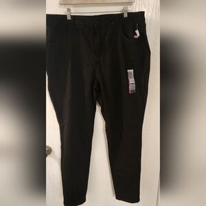 No Boundaries Black High-Rise Skinny Pants